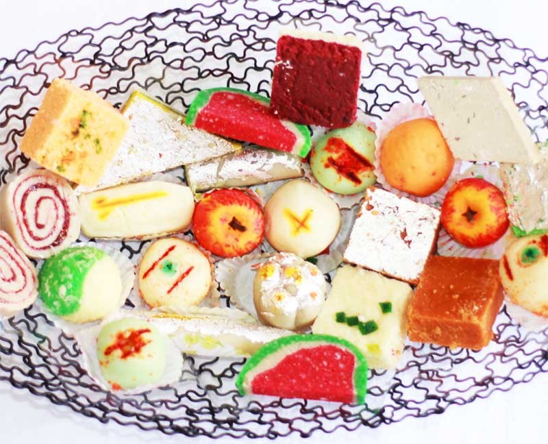 Send delicious Cakes in Mauritius ! Premium service and fast delivery