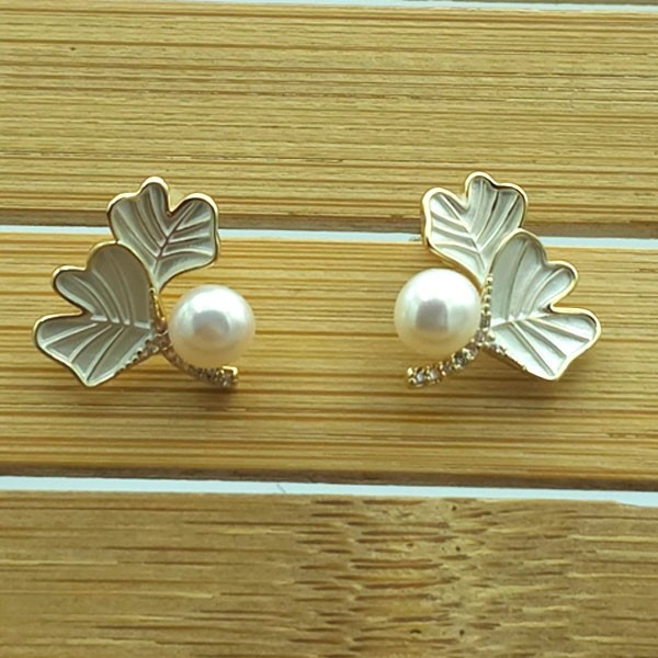 Gold color Leaf Earrings with Pearls