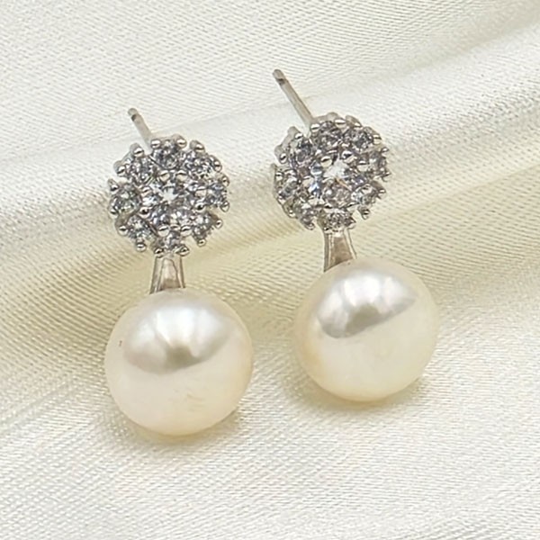 Pearl Drop Earrings with Crystal Sparkle – Elegant Jewellery Gift