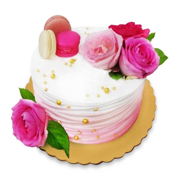 Cake with fresh roses
