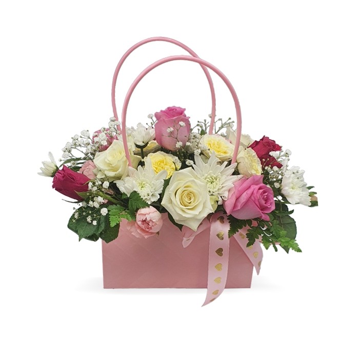Poesie Florale en Rose et Blanc